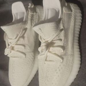Yeezy boost 350v2  Bone Bone Bone Size 6.5 women